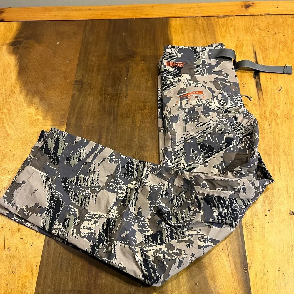 Sitka Dewpoint Pant - LG - Picture 1 of 4